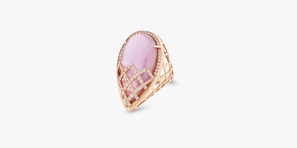 18K gold ring set with zirconium and opaline.
