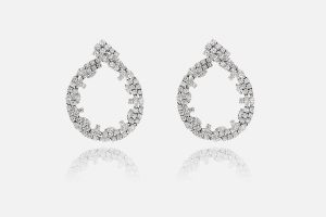 Earrings-in-gold-white-diamonds