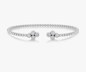Un-bracelet-jonc-intemporel-diamants or blanc
