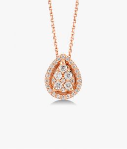Collier-en-or-rose-18-K-avec-une-pièce-centrale-diamants