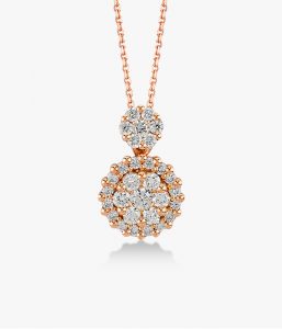 Collier-en-or-rose-18K-orné-d'un-pavé-de-diamants-